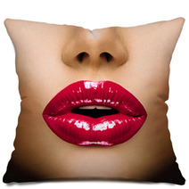 Sexy Lips. Beautiful Make-up Closeup. Kiss Pillows 59443735