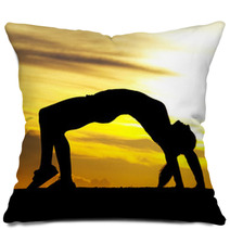 Silhouette Of A Woman Pillows 33100756