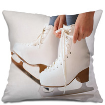 Skates Season Pillows 55492706