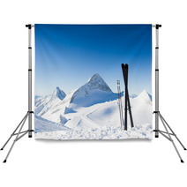 Skis In High Mountains At Sunny Day Backdrops 60105056