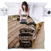 Slow Moving Coal Wagons On Railway Tracks Blankets 66807178