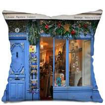 Small Shop In Toulouse. Pillows 5423224