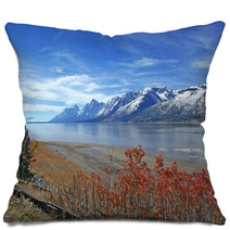 Snow Capped Rocky Mountains, USA Pillows 66237447