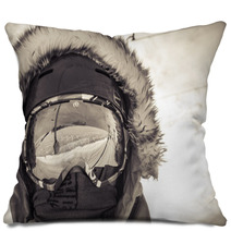 Snowboarder Pillows 53038805