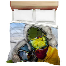 snowboarders Bedding 53038803
