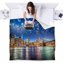 Spectacular Sunset View Of Lower Manhattan Skyline From Brooklyn Blankets 53521782