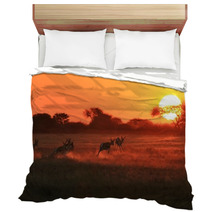 Springbok Antelope - Golden Sunset Wildlife Silhouettes Bedding 92949635