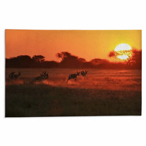Springbok Antelope - Golden Sunset Wildlife Silhouettes Rugs 92949635