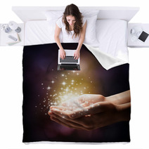 Stardust And Magic In Your Hands Blankets 56042086