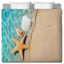 Starfish And Seashell On The Summer Beach In Sea Water Bedding 210075031