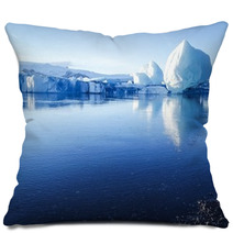 Start Winter At Glacier Lagoon  In Iceland Pillows 73339563