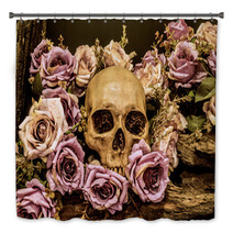 Still Life Human Skull With Roses Background Bath Decor 102897789