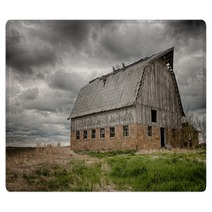 Stormy Barn Old Barn On Prairie With Stormy Sky Usa Rugs 87839146