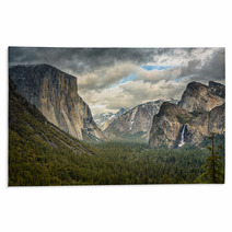 Stormy Clouds Over Tunnel View In Yosemite Rugs 50014936