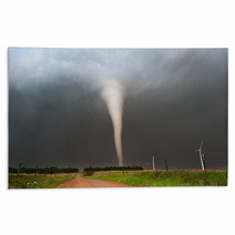 Strong Tornado In Kansas Rugs 42296119