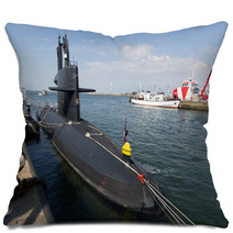 Submarine Pillows 53386997