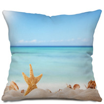 Summer Beach Background Pillows 66652243