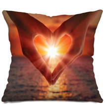Sunset In Heart Hands Pillows 56533400