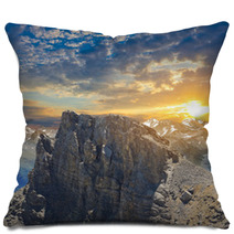 Sunset Over A Mountain Valley Pillows 48219313