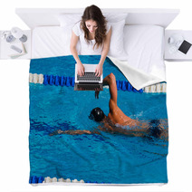Swimming Stock Image Blankets 77905575