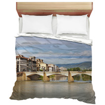 The Bridge Of Santa Trinita Over The Arno River In Florence Bedding 68475317
