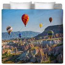 The Great Tourist Attraction Of Cappadocia Balloon Flight Turkey Bedding 126986425