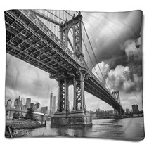 The Manhattan Bridge New York City Awesome Wideangle Upward Vi Blankets 57021622