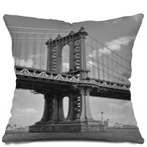 The Manhattan Bridge New York City Pillows 68999071
