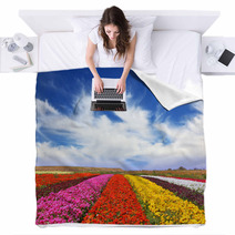 The Multi-colored Flower Fields Blankets 58023139