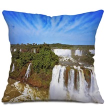 The Rainbow Is Shone In A Water Dust Pillows 66519398