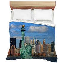 The Statue Of Liberty And Manhattan Skyline Bedding 7024955