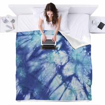Tie And Dye In Shades Of Blue Hues Blankets 43123441