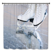 Tilted Natural Version Ice Skates With Reflection Bath Decor 38904872