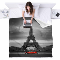 Tour Eiffel Et Voiture Rouge- Paris Blankets 28112133