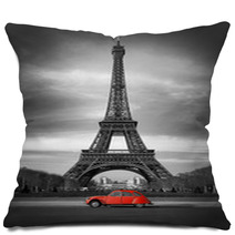 Tour Eiffel Et Voiture Rouge- Paris Pillows 28112133
