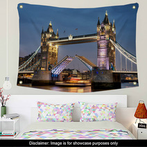 Tower Bridge Wall Art 56957049
