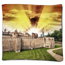 Tower Of London Famous Royal Castle And Medieval Prison Blankets 65441406