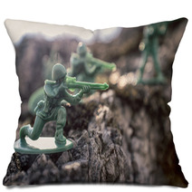 Toy Soldiers War Pillows 140010428