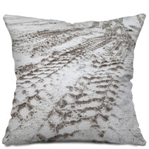 Tractor Tire Tracks Pattern On Sandy Ground Pillows 139415512