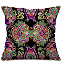 Traditional Ornamental Floral Paisley Bandanna Pillows 68412675