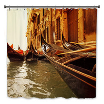 Traditional Venice Gondola Ride Bath Decor 10147240