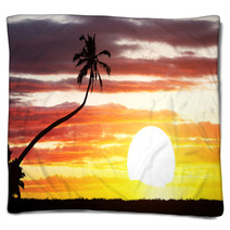 Tropical Sunset Background Blankets 68590528