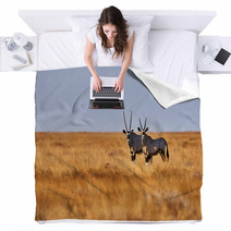 Two Oryx In The Savannah Blankets 82269161
