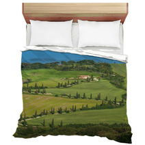 Typical Tuscan Landscape Bedding 67554629