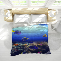 Underwater Scene With Tropical Fish Bedding 71207803