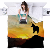 Unicorn At Sunset Blankets 226798205