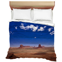USA - Monument Valley Bedding 69840716