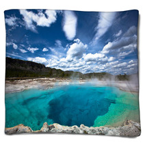 USA - Yellowstone NP Blankets 69800661