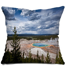 USA - Yellowstone NP, Prismatic Pool Pillows 69800796