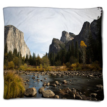 View Of El Capitan And Merced River In Yosemite National Park Blankets 60856038